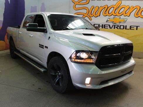 Used 2017 RAM 1500 Sport image 4