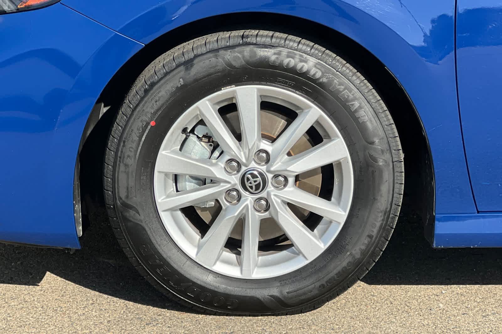 Certified 2025 Toyota Camry LE FWD image 13