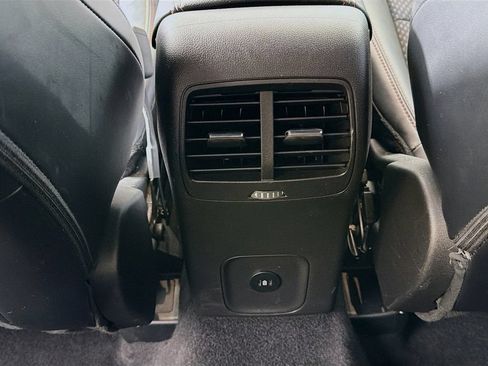 Used 2023 Ford Escape ST-Line w/ Tech Pack #1 AWD/4WD image 38