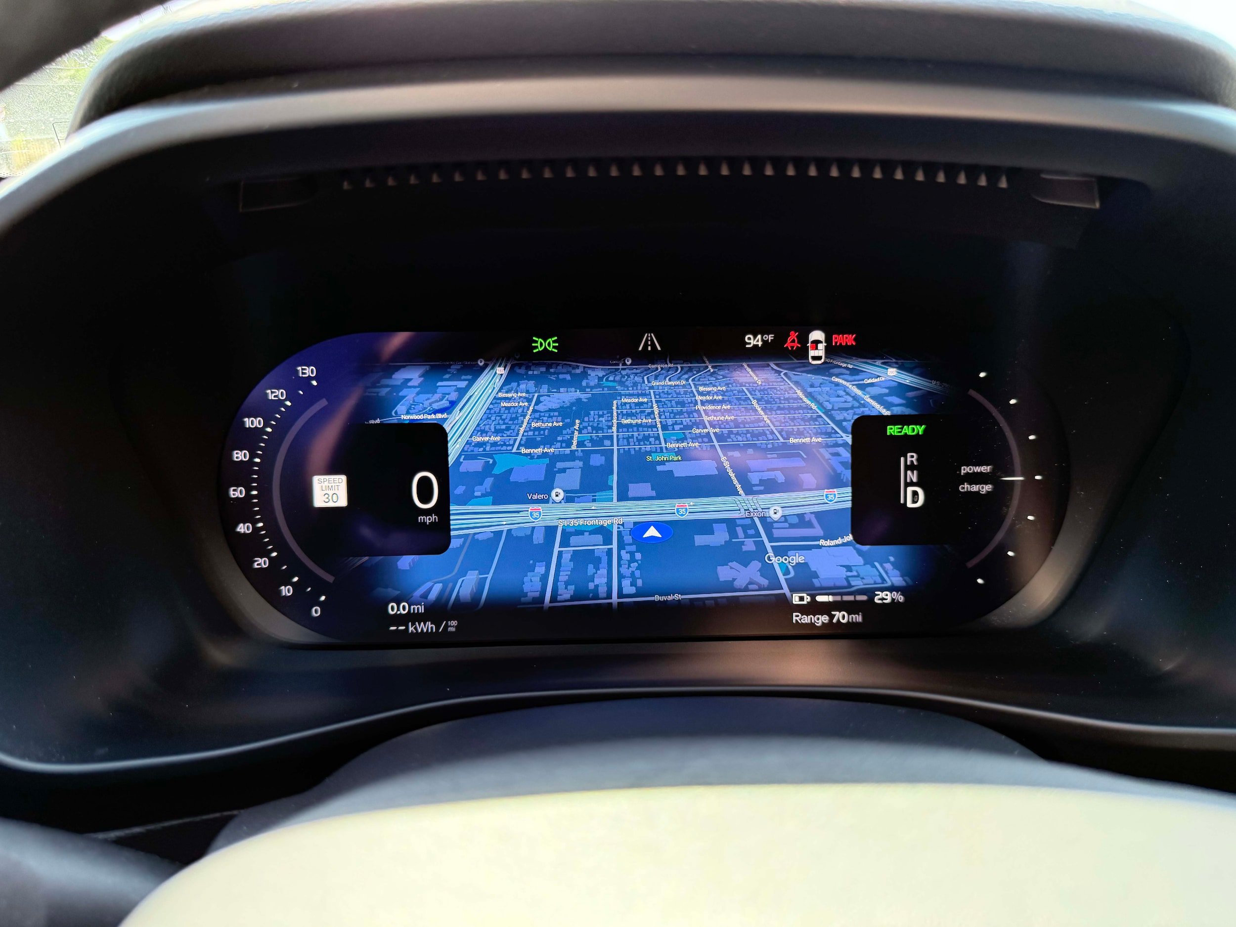 Certified 2023 Volvo XC40 Recharge Core AWD/4WD image 17