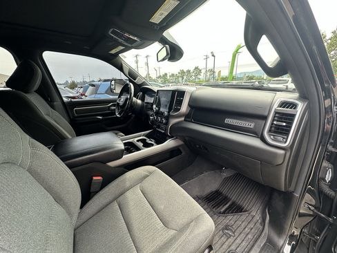 Used 2019 RAM 1500 Big Horn AWD/4WD image 6