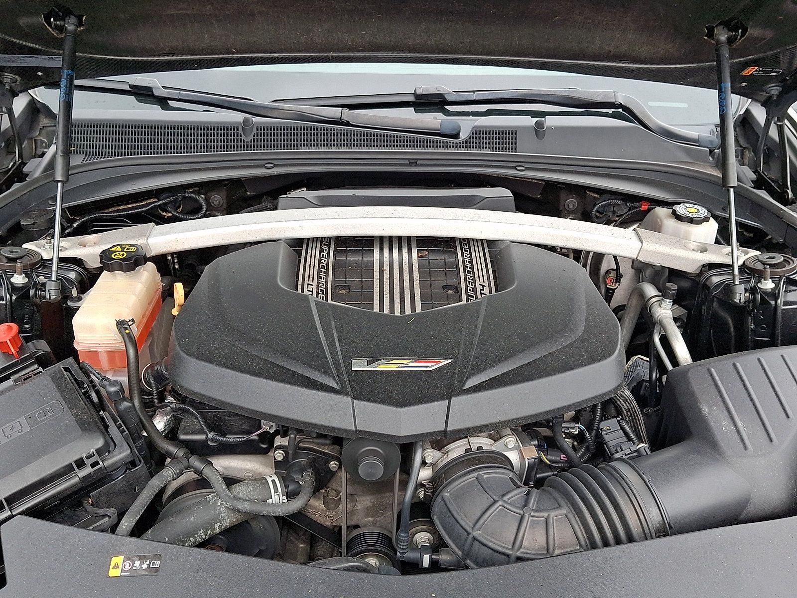 Used 2019 Cadillac CTS V w/ Luxury Package RWD image 27