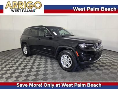 Used 2024 Jeep Grand Cherokee Laredo