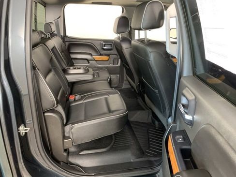 Used 2018 Chevrolet Silverado 1500 High Country image 35