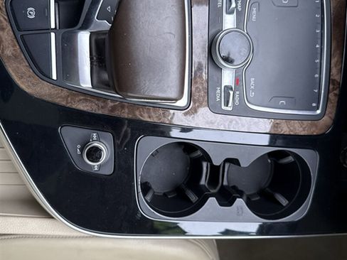 Used 2017 Audi Q7 3.0T Premium Plus image 20