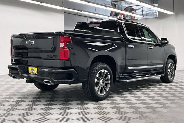 Used 2024 Chevrolet Silverado 1500 High Country w/ LPO, Dark Essentials Package AWD/4WD image 14
