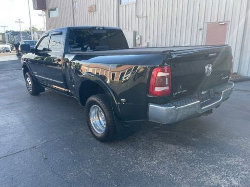 Used 2022 RAM 3500 Limited AWD/4WD image 3