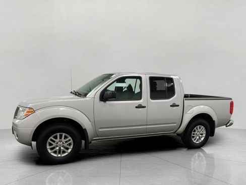 Used 2021 Nissan Frontier SV w/ SV Utility Package AWD/4WD image 9