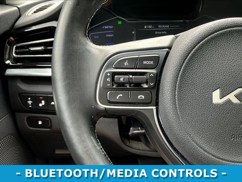 Used 2022 Kia Niro EX Premium FWD image 11