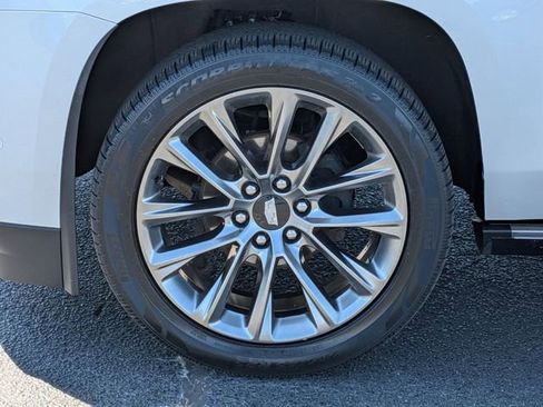 Used 2020 Cadillac Escalade Platinum image 10