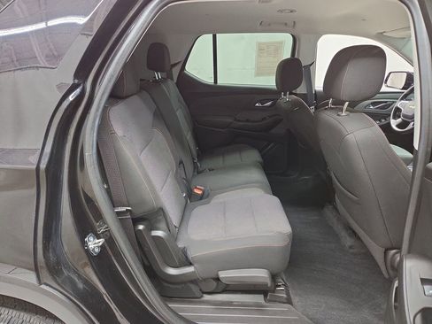 Used 2020 Chevrolet Traverse LS AWD/4WD image 11