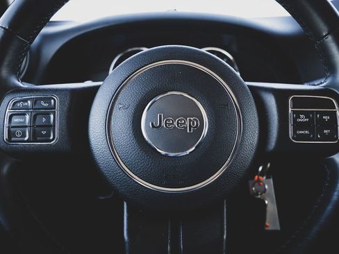 Used 2015 Jeep Wrangler Unlimited Sport AWD/4WD image 24