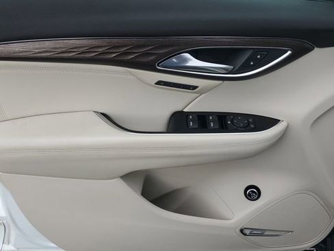 Certified 2023 Buick Envision Avenir image 16