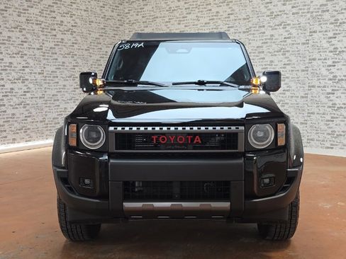 Used 2024 Toyota Land Cruiser image 3