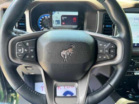 Certified 2023 Ford Bronco Outer Banks w/ Sasquatch Package AWD/4WD image 15