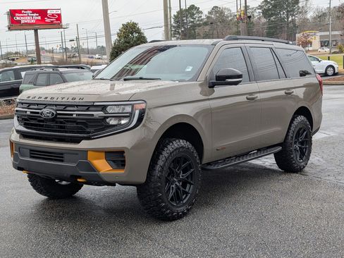 New 2026 Ford Expedition Tremor image 2