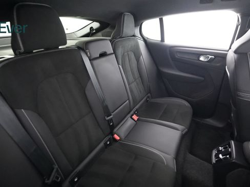 Used 2023 Volvo C40 P8 Recharge Plus w/ Protection Package Premier AWD/4WD image 5