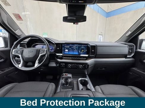 Used 2022 Chevrolet Silverado 1500 LT Trail Boss w/ Convenience Package II image 8