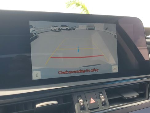 Certified 2024 Lexus ES 350 w/ Technology Package FWD image 28