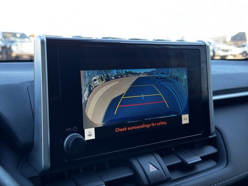 Used 2024 Toyota RAV4 XLE image 22