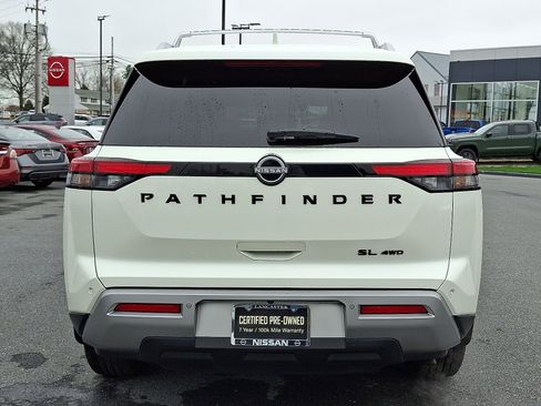 Certified 2023 Nissan Pathfinder SL w/ Black Appearance Package AWD/4WD image 6
