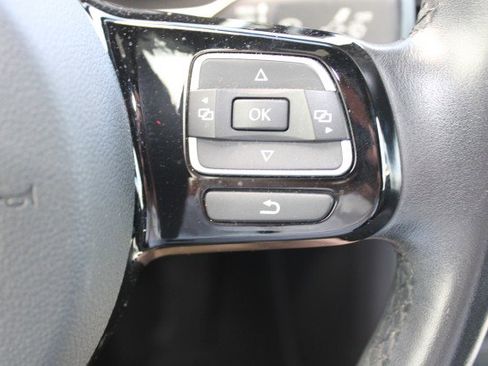 Used 2014 Volkswagen Beetle 2.5 image 19