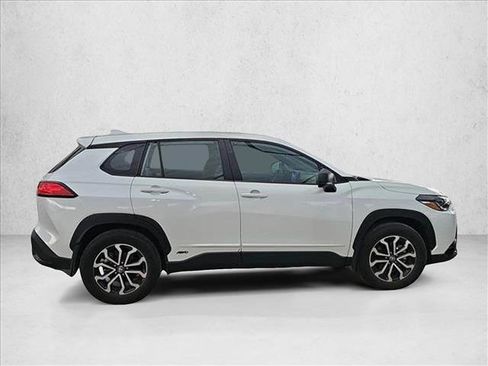 Used 2024 Toyota Corolla Cross S image 5