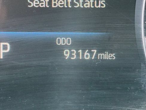 Used 2021 Toyota Highlander XLE AWD/4WD image 26