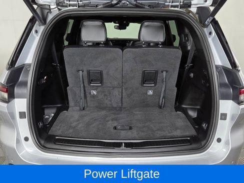 Used 2022 Jeep Grand Cherokee L Altitude image 10