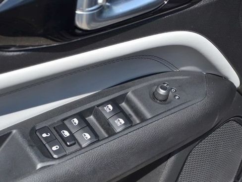 Used 2024 Jeep Compass Limited AWD/4WD image 16