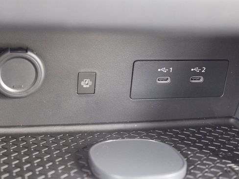 New 2026 Nissan Pathfinder Platinum AWD/4WD image 34