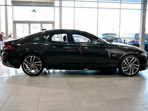 Used 2024 Jaguar XF R-Dynamic SE image 5