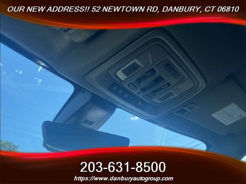Used 2021 GMC Sierra 2500 Denali w/ Denali Ultimate Package AWD/4WD image 18