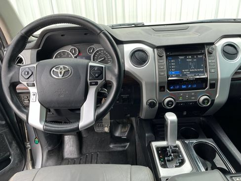 Used 2017 Toyota Tundra Limited AWD/4WD image 23