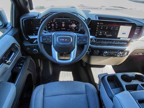 New 2026 GMC Sierra 1500 SLE image 21