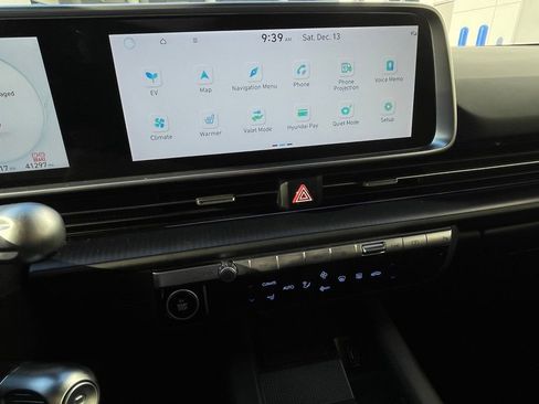 Used 2023 Hyundai Ioniq 6 SEL image 18