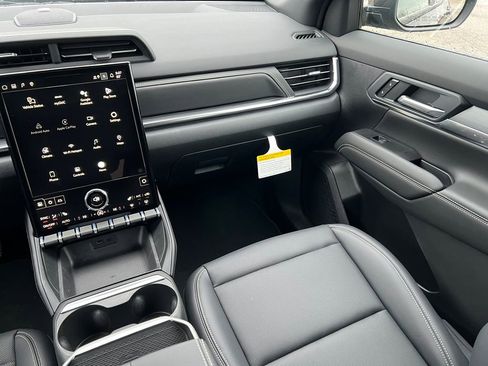 New 2026 GMC Terrain Elevation w/ Elevation Premium Package image 29