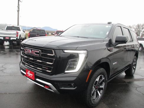 Used 2025 GMC Yukon AT4 Ultimate image 10