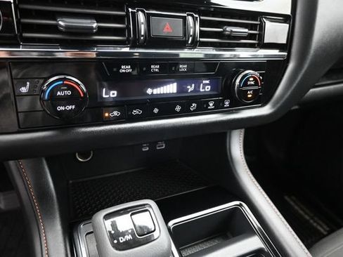 Used 2025 Nissan Pathfinder Rock Creek AWD/4WD image 18