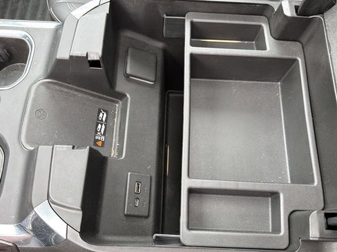 Used 2022 Chevrolet Silverado 1500 LTZ w/ LTZ Premium Package AWD/4WD image 23