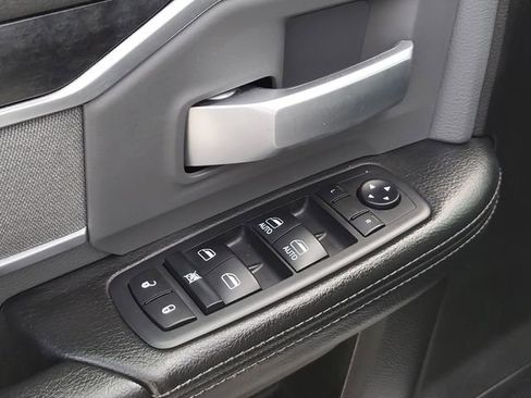 Used 2019 RAM 2500 Big Horn image 15