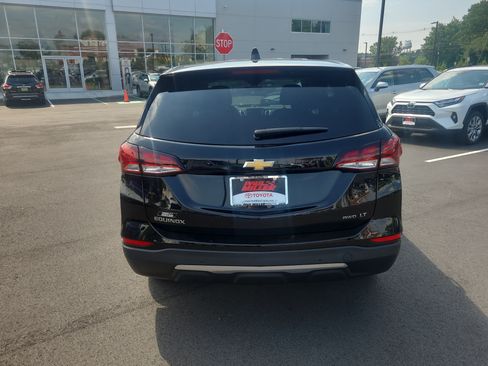 Used 2024 Chevrolet Equinox LT AWD/4WD image 6