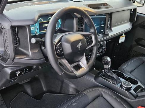 New 2025 Ford Bronco Big Bend image 3