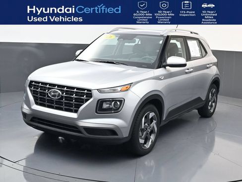 Certified 2026 Hyundai Venue SEL FWD image 1
