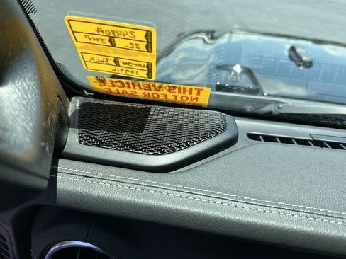 Used 2022 Jeep Wrangler Unlimited Sahara w/ Cold Weather Group image 25