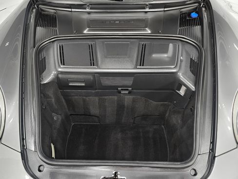 Used 2011 Porsche 911 Targa 4S image 17