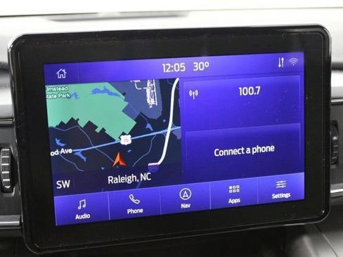 Used 2021 Ford Explorer XLT w/ Equipment Group 202A AWD/4WD image 42