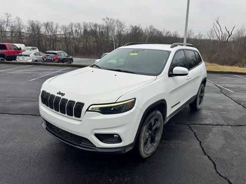Used 2021 Jeep Cherokee Latitude Plus image 7