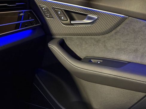 New 2026 Audi SQ7 Prestige AWD/4WD image 13
