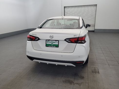 Used 2021 Nissan Versa SV FWD image 7